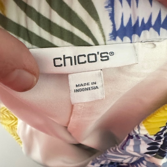 Chico's Abstract Patterned Skort - Picture 6 of 9